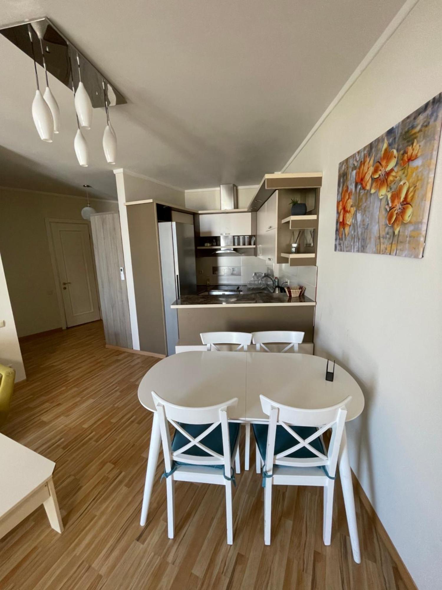 Sea View Apartment Батумі Екстер'єр фото